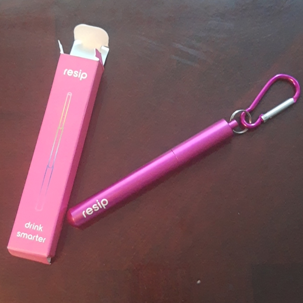 Stainless steel straw with accessories